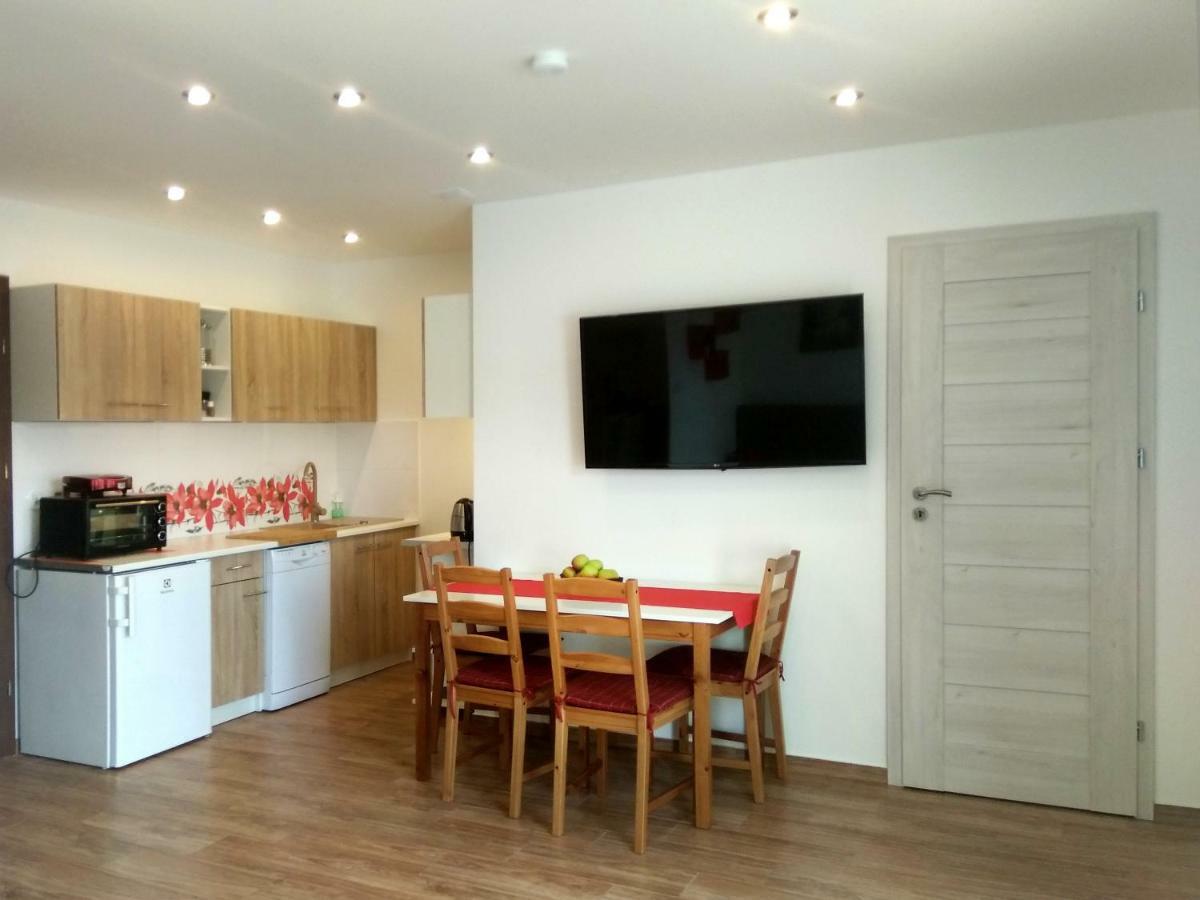 Ferienwohnung Borowka W Blue Mare Łukęcin Exterior foto